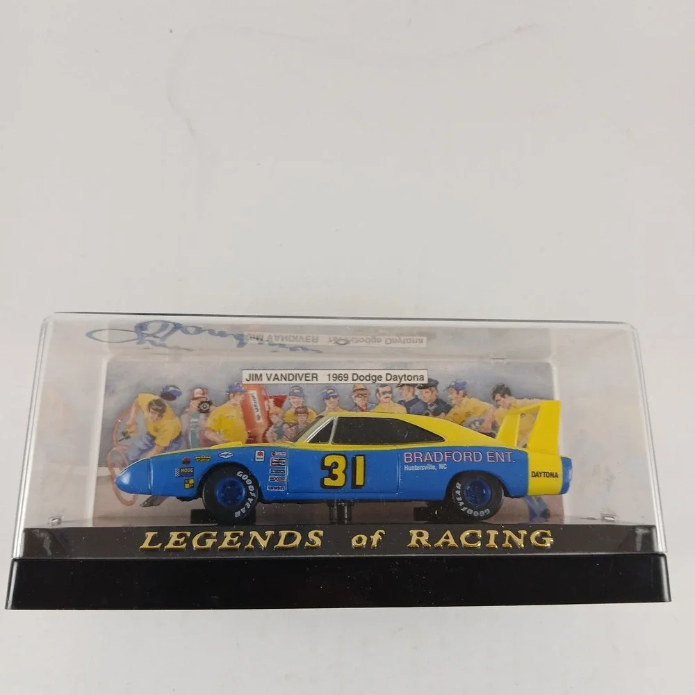 1/43 1/64 scale LEGENDS OF RACING Jim Vandiver 1969 Dodge Daytona  #31 Autograph